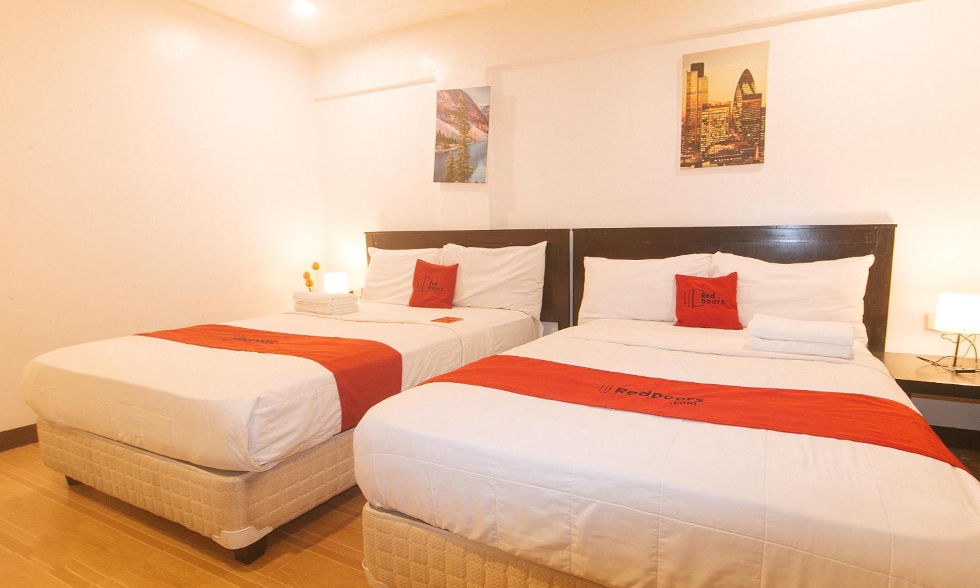 Pension Inn Marilao Lias Bagian luar foto