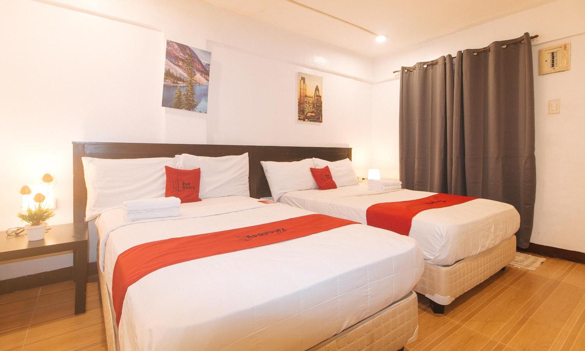 Pension Inn Marilao Lias Bagian luar foto